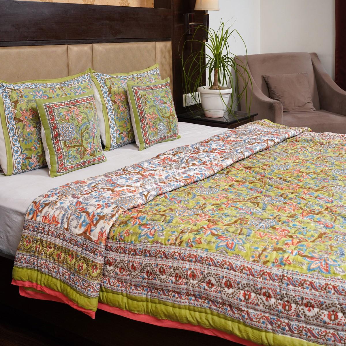 Craftiles - Saat kaam Jaipuri Handblock Printed Reversible Jaipuri Quilt by Jaipurdharohar - Green - Image 3