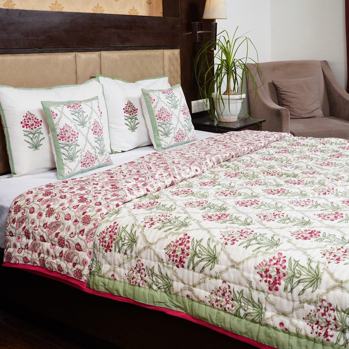 Craftiles - Hawamahal Jaipuri Handblock Printed Reversible Jaipuri Quilt by Jaipurdharohar - Red - Image 3